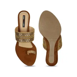 Bata Women's CANDACE TR E 23 Brown Toe Ring Wedges image 3