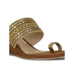 Bata Women's CANDACE TR E 23 Brown Toe Ring Wedges image 4