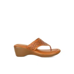 Bata Women's Tan Thong Wedges-picture-19