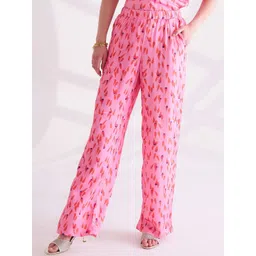 B.Copenhagen Women Floral Printed Relaxed Pleated Trousers-picture-25