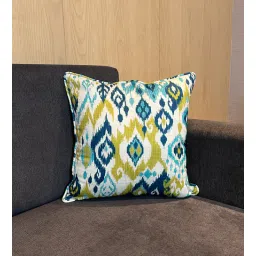 bells & whistles Patola Red Silk Blend Ikat Cushion Cover (16 x 16 Inches, Printed)-picture-24