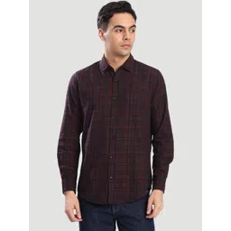 Bene Kleed Checked Cotton Spread Collar Casual Shirt-picture-12