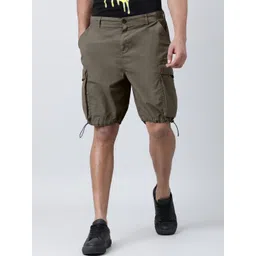 Bene Kleed Men Solid Cargo shorts with adjustable hem-picture-43