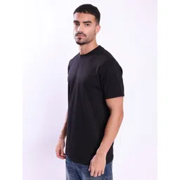 Bene Kleed Men Solid Round Neck Cotton T-shirt image 2