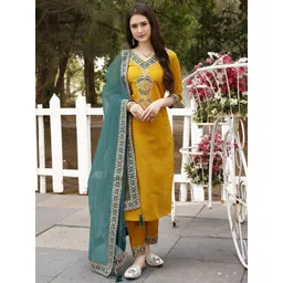 Berrylicious Women Paisley Embroidered Regular Thread Work Chanderi Cotton Kurta Set-image-25