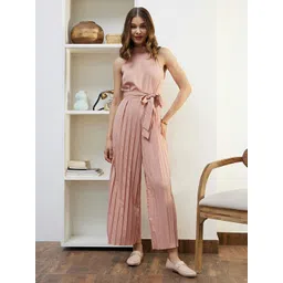 Berrylush Pink Sleeveless Culotte Jumpsuit-picture-38