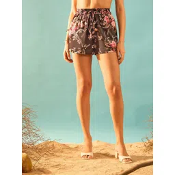 Berrylush Women Black & Pink Floral Printed High-Rise Shorts-picture-21