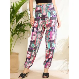 Berrylush Women Floral Printed High-Rise Trousers-picture-30