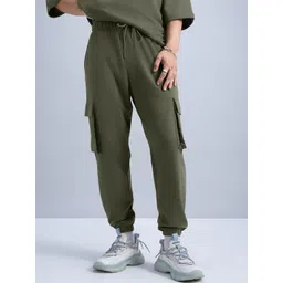 Bewakoof Air 1.0 Men Oversized Cargo Joggers-picture-14