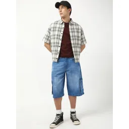 Bewakoof Blue Straight Fit Solid Shorts image 4