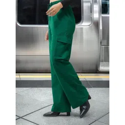 Bewakoof Green Casual trousers-image-2