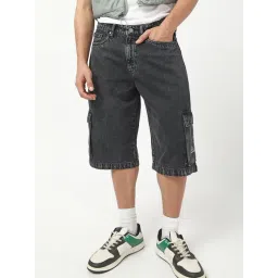 Bewakoof Grey Straight Fit Solid Shorts-picture-24