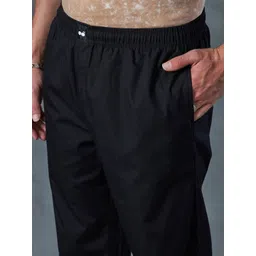Bewakoof Men Cotton Oversized Lounge Pants image 4