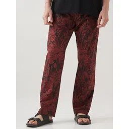 Bewakoof Men Official Marvel Merchandise Avengers Printed Lounge Pants-picture-38