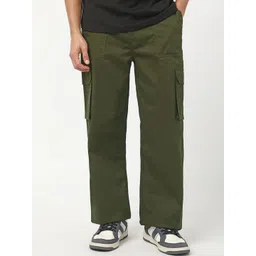 Bewakoof Men Olive Green Straight Fit Cargo Pants-picture-24
