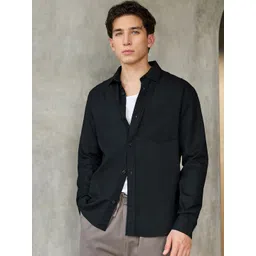 Bewakoof Men Solid Spread Collar Casual Shirt-picture-32