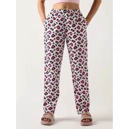 Bewakoof White Print Cotton Regular Fit Pyjamas-picture-39