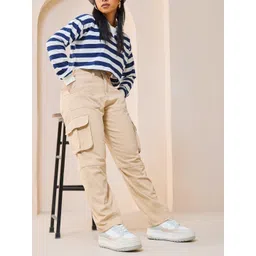 Bewakoof Women Beige Straight Fit Mid-Rise Cargos-picture-27