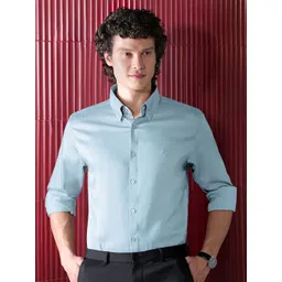 Beyoung Men Spread Collar Solid Cotton Slim Fit Casual Shirt-picture-11