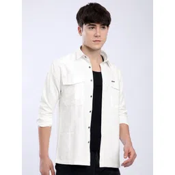 Beyoung Men Spread Collar Solid Relaxed Fit Casual Shirt-picture-21