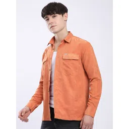 Beyoung Men Spread Collar Solid Relaxed Fit Casual Shirt-picture-19