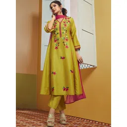 Bhama Couture Jennifer Winget Floral Embroidered Anarkali Kurta With Trouser & Dupatta-picture-41