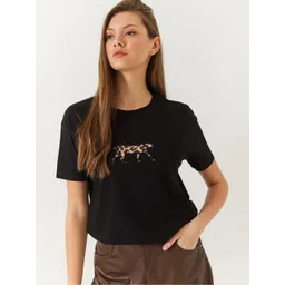 BIANCO LUCCI Women Typography Extended Sleeves Pockets T-shirt-picture-21