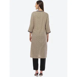 Biba Geometric Printed Mandarin Collar Kurta image 4