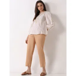Biba Women Solid Mid Rise Cotton Cropped Trousers-picture-13