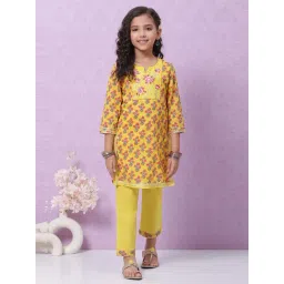 biba girls Biba Kids Yellow & Pink Cotton Floral Print Kurta Set-picture-16