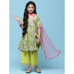 BIBA Girls Green & Pink Floral Print Kurta, Pants, with Dupatta-picture-21