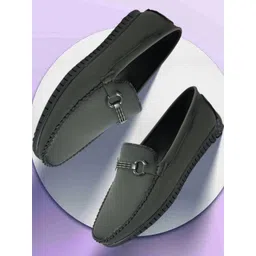 Big Liner Men Green Solid Synthetic Leather Loafers-picture-15