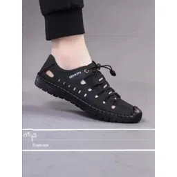 BIGGIE Men Black Sandals-picture-25