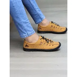 BIGGIE Men Yellow Sandals-picture-15