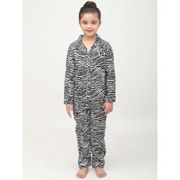Biglilpeople Girls Printed Night suit-picture-37