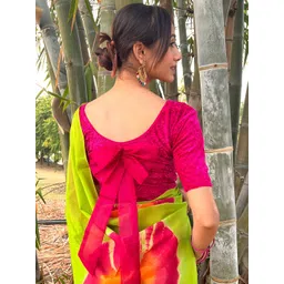 Bindigasm's Advi Floral Embossed Stretchable Velvet Saree Blouse-image-7