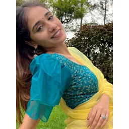 Bindigasm's Advi Floral Foil Printed Ruffles Sleeves Jacquard Saree Blouse-image-6