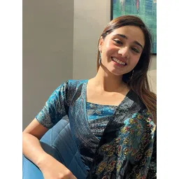 Bindigasm's Advi Stretchable Square Neck Short Sleeve Saree Blouse-picture-19