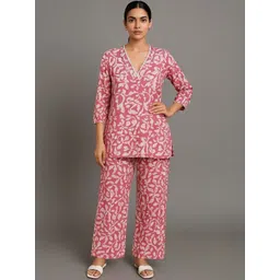 Bitterlime Women Printed Pure Cotton V-Neck Top With Trousers Co-Ords-picture-27