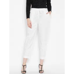 Bitterlime Women White Relaxed Peg Trousers-picture-15