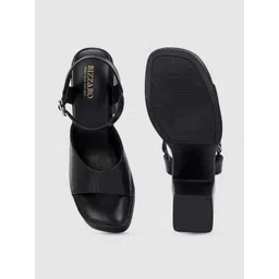 BIZZARO Women Open Toe Flats image 3