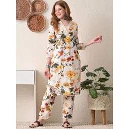 BKApparels Women Printed Regular Pure Cotton Kurta with Pyjamas-picture-18