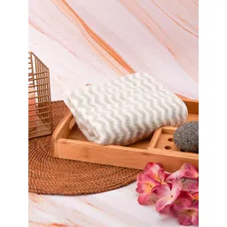 Black gold Grey & White Printed 650 GSM Pure Cotton Premium Quick Dry Hand Towel-image-45