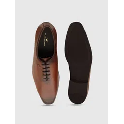 Blackberrys Men Leather Formal Oxfords image 3