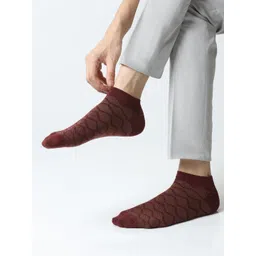 Blackberrys Men Pack Of 3 Patterned Ankle Length Socks-picture-23