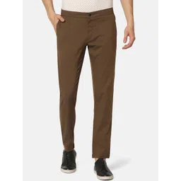 Blackberrys Men Skinny Fit Low-Rise Easy Wash Trousers-picture-36