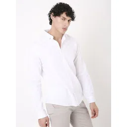 Blnk Men Relaxed Fit Solid Spread Collar Cotton Casual Shirt-image-29