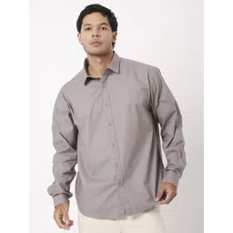 Blnk Men Relaxed Fit Solid Spread Collar Cotton Casual Shirt-image-39