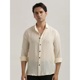 Blu MNKY Smart Slim Fit Textured Cutaway Collar Shirt-picture-23