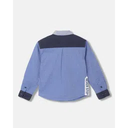 blue giraffe Colourblock Regular Fit Shirt image 2